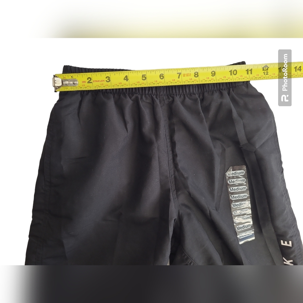 Nike Boy's Volley Board Shorts Surf Black Swim Trunks Medium Liner Pockets New - Picture 12 of 14